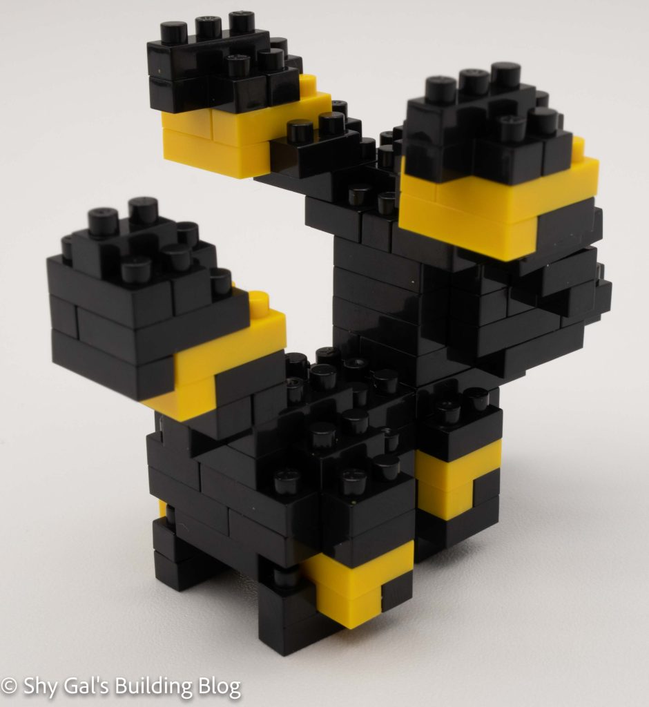 Umbreon 3/4 back view