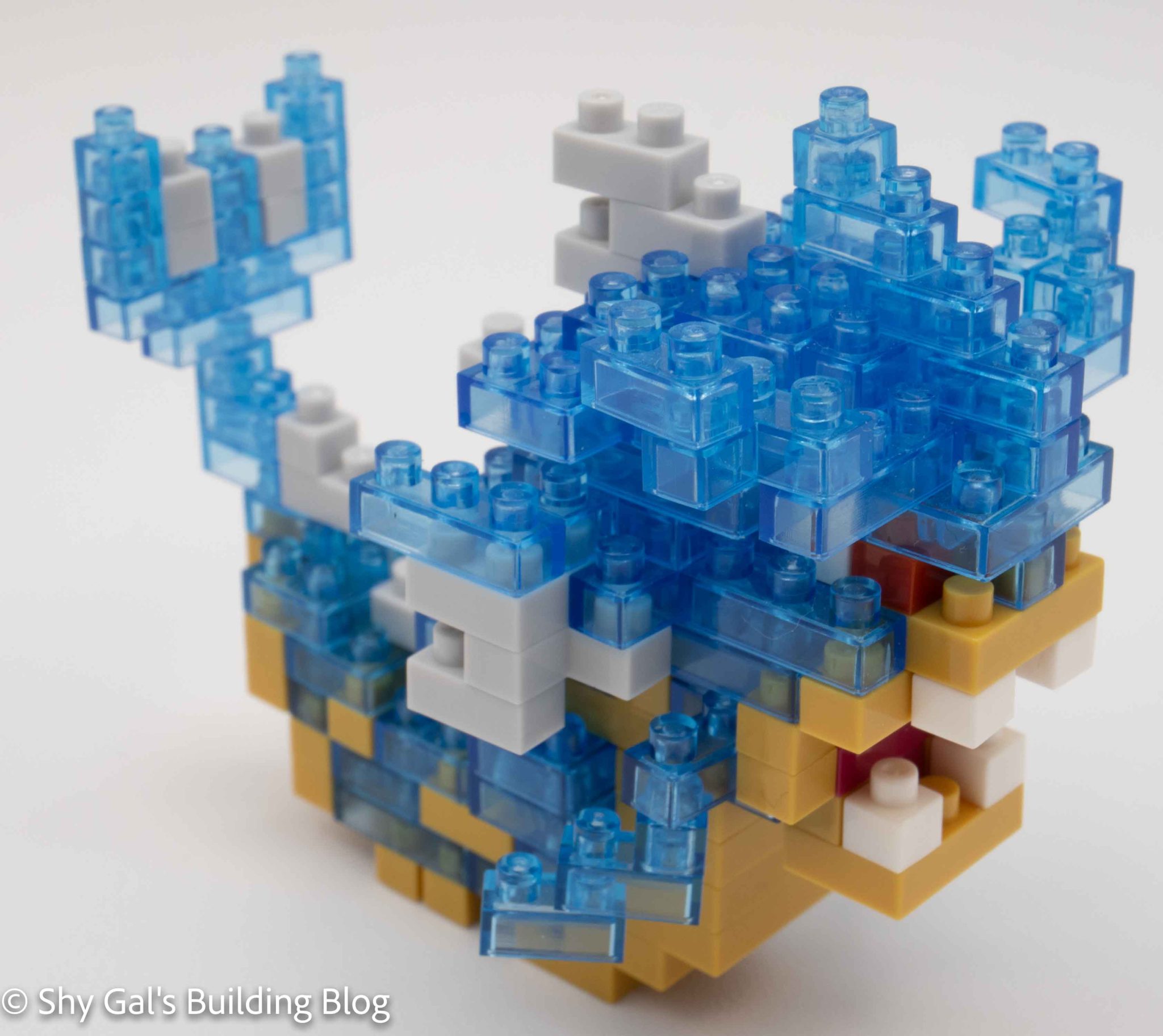 Review of nanoblock Crystal Gyarados - Shy Gal's Building Blog