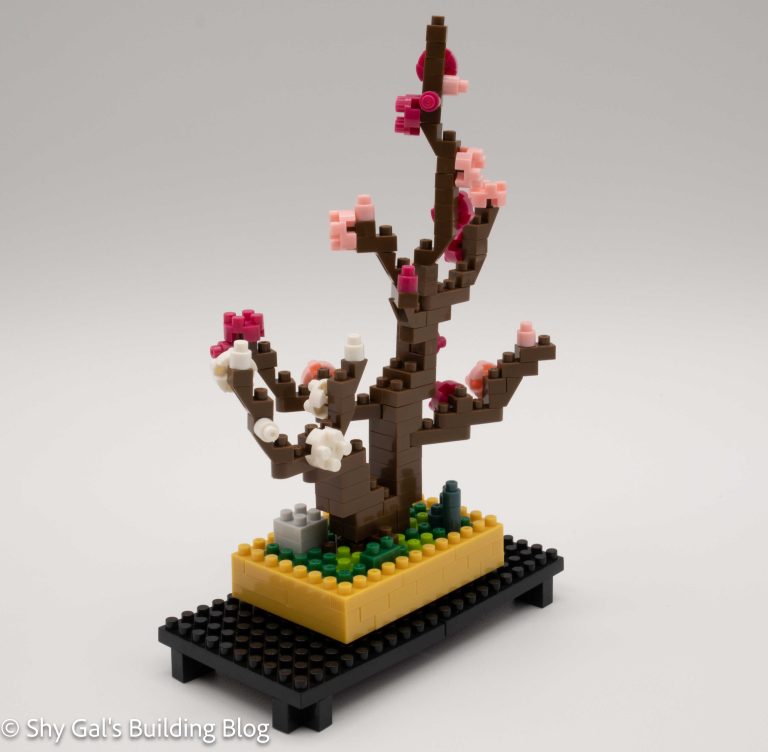 Review of nanoblock Plum Bonsai NBH_134 - Shy Gal's Building Blog