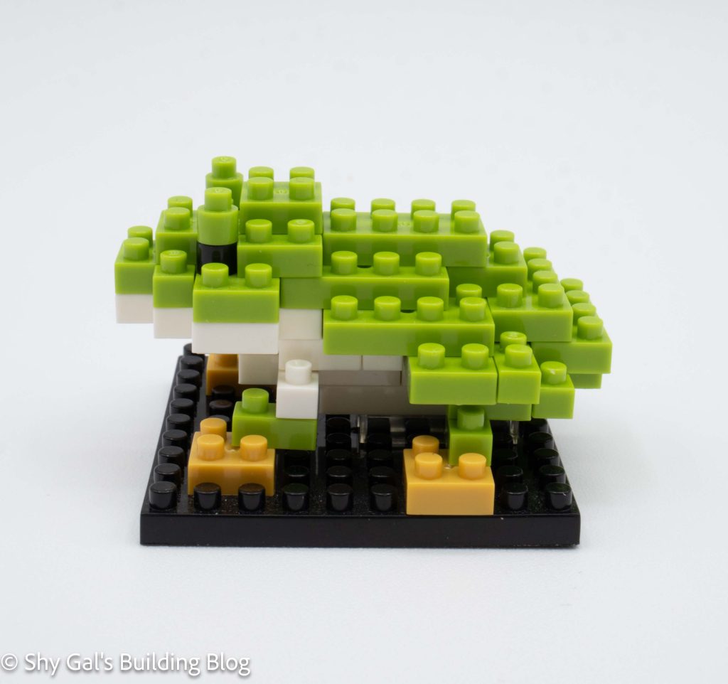 Tree Frog build side view